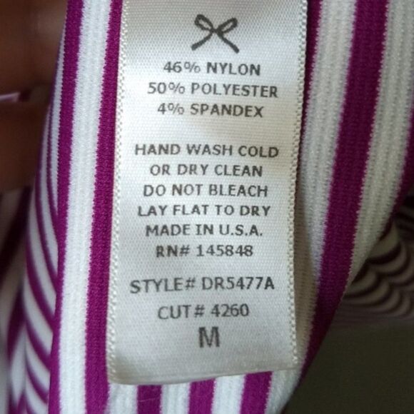 Everly Striped Cap Sleeve Shift Dress size Medium - Picture 7 of 10